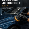 Voiture brillante après un service de detailing automobile de luxe