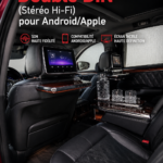 Unité Double DIN installée dans une voiture moderne, idéale pour écouter de la musique