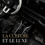 Une vue panoramique d'une magnifique galerie d'art luxueuse, symbole de la fusion entre culture et luxe.