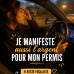 Femme souriante imaginant son futur avec son permis de conduire.