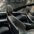 Vue intérieure du Bentley EXP 100 GT avec ses finitions luxueuses.