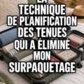 Femme élégante emballant une valise pour un voyage léger
